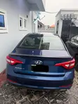 Hyundai Sonata 2016 Blue - 1
