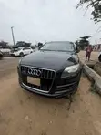 2010 Audi Q7 Black - 2