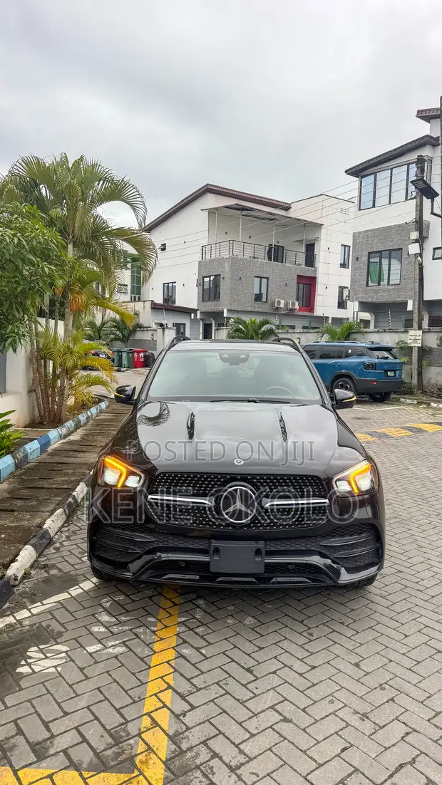 2020 Mercedes-Benz GLE 450 4MATIC SUV - 1