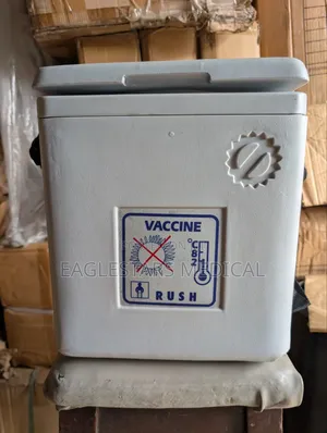 Vaccine Carrier - Insulated Cold Chain Container