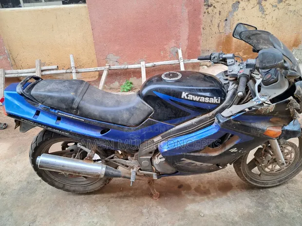 Kawasaki EX250 Ninja 2000 Blue - 1