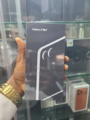 New Samsung Galaxy Z Flip7 512GB Black