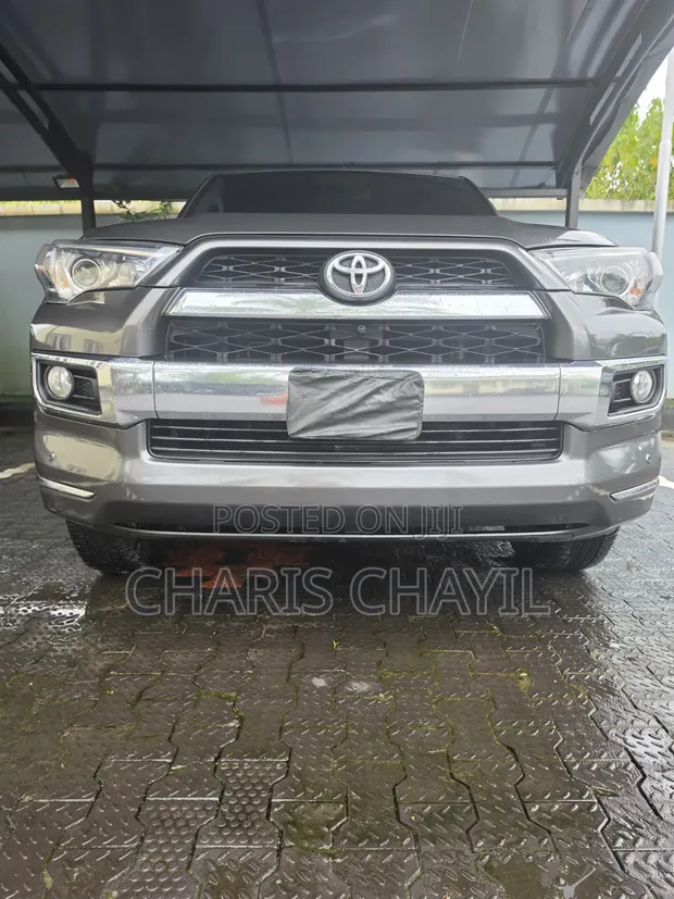 2015 Toyota 4Runner Limited SUV - 1