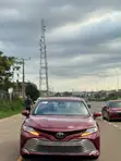 2019 Toyota Camry XLE (2.5L) Maroon - 4