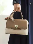 Jakar Hannu Ta Faux Leather Mai Launi na Bronze Da Tsakiya Zipper Da Hannun Kafa - 2