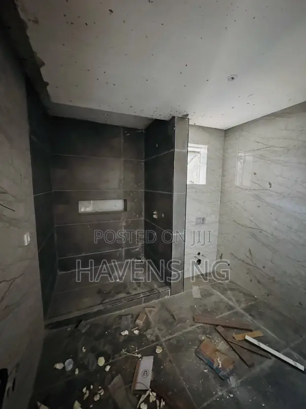 4-Bedroom Duplex da BQ a Mabushi, Abuja - 1