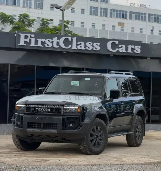 2025 Toyota Land Cruiser Prado Black - 1