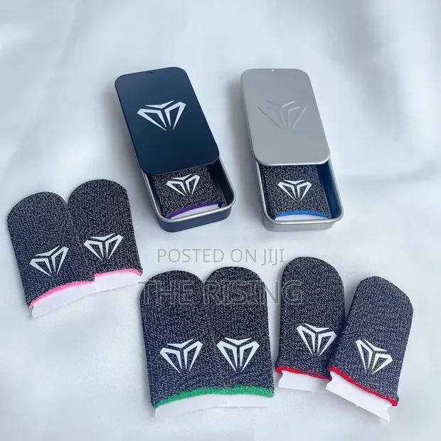 Gaming Finger Sleeves with Storage Case - 1