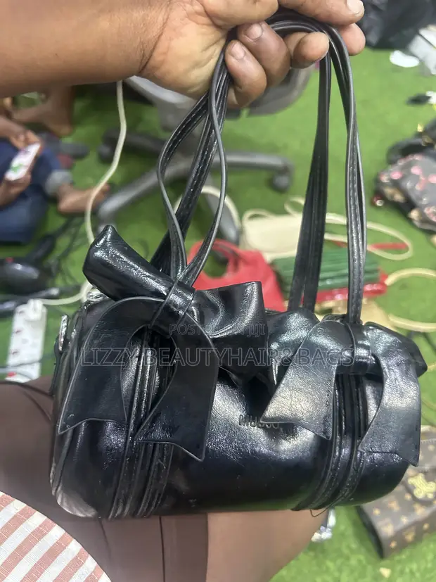 Goodpatner Crossbody Handbag - Black - 1