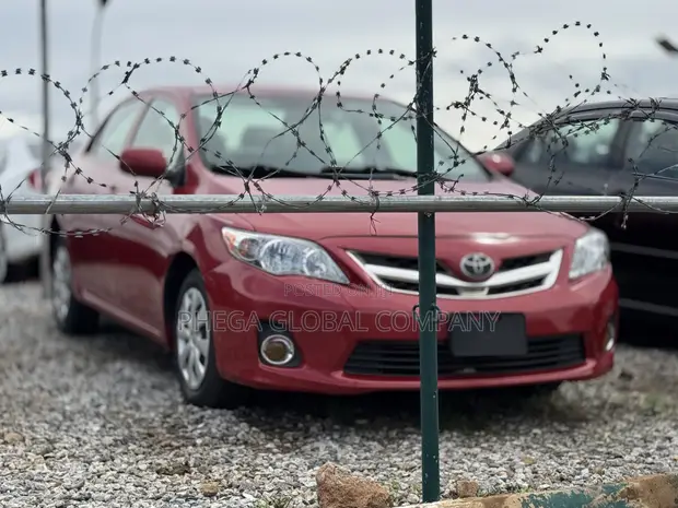 2011 Toyota Corolla LE Sedan - Direct Belgium - 1