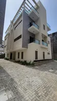 5-Bedroom Duplex for Rent in Banana Island - 3
