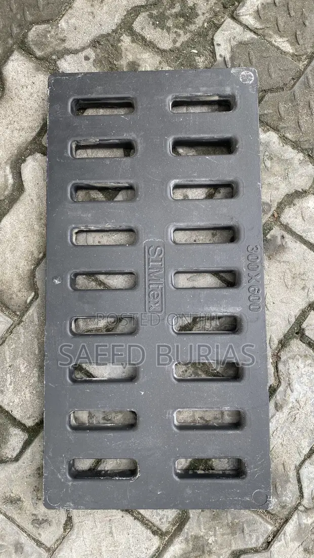 FRP Manhole Cover - 60x30cm, A15 Grade - 1