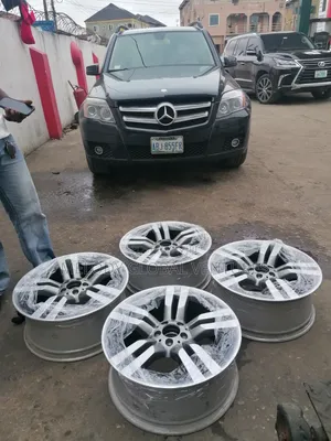 Gwarin Mercedes-Benz GLK na Asali (Set na 20)