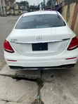 Mercedes-Benz E300 2019 Fari - 5