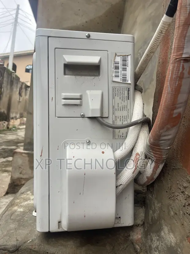 Hisense 1.5HP Jirgin Sanyi (Non-Inverter) - 1