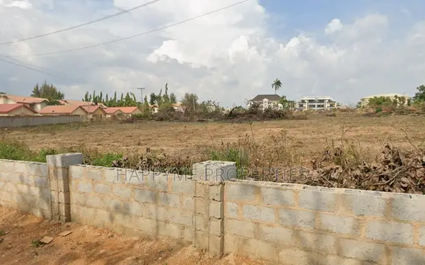 Prime Mixed-Use Land for Sale | Kaura District, Abuja - 1
