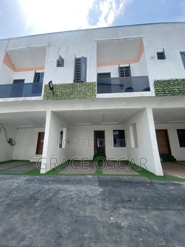 3-Bedroom Sabon Ginin Duplex Don Sawa A Ajah - 1