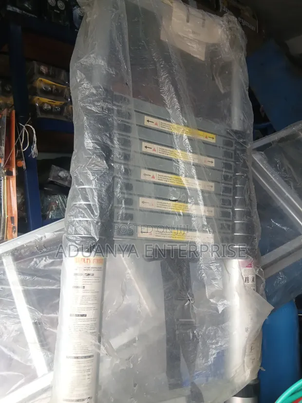 Aluminum Telescopic Ladder 4.1 Meters - 1