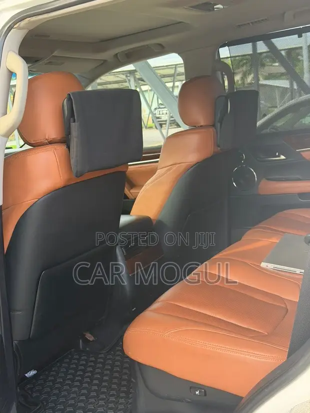 Lexus LX 570 AWD 2016 White - 1
