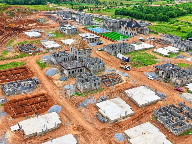 Filin Gidaje A Apo Waru, Abuja - 1