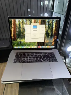 Apple MacBook Pro 2019 15" Intel Core i9, 16GB RAM, 512GB SSD