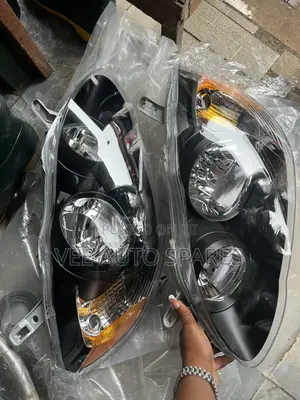 Fitilar Kai Toyota Corolla 2003-2005 Baƙi