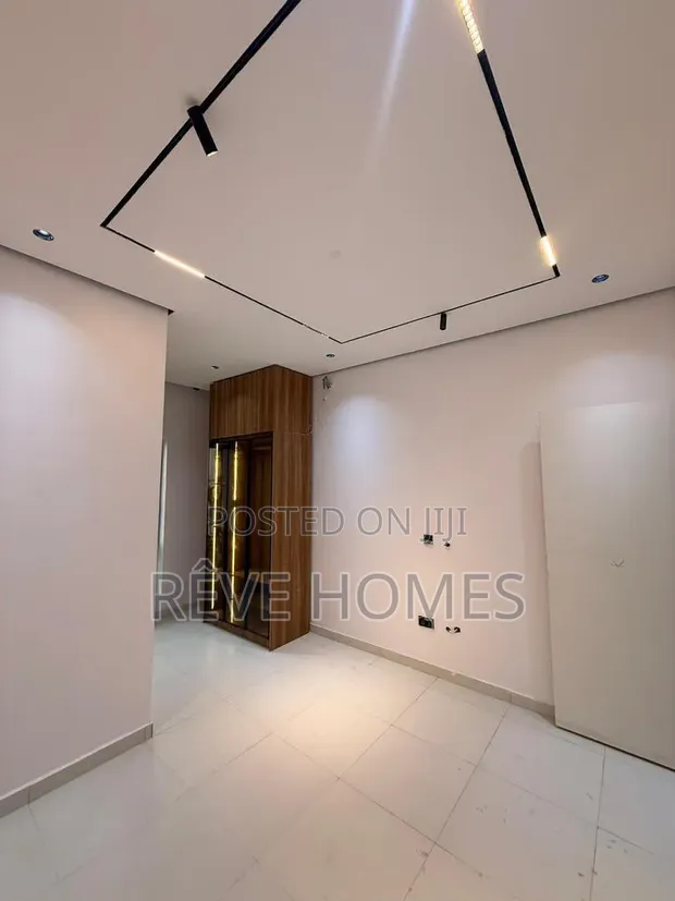 4-Bedroom Terrace Duplex with BQ in Maryland, Lagos - 1