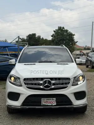 Mercedes-Benz GLE 400 4MATIC 2017 Fari
