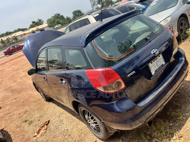 Toyota Matrix 2005 Blue - 1