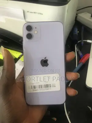 Apple iPhone 11 64GB Purple
