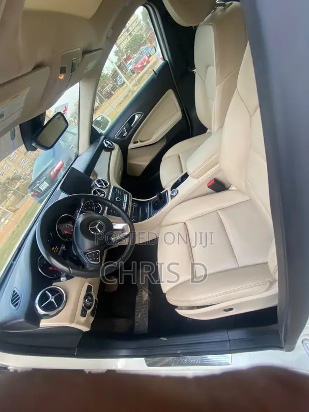Mercedes-Benz GLA 250 2018 White - 1