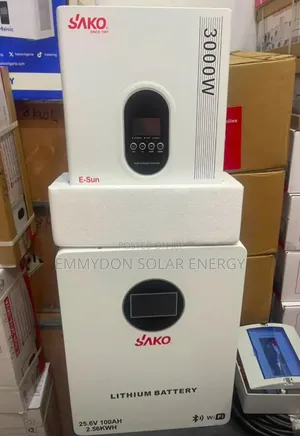 Sako 2.5kWh Baturin Lithium 24V da 3kVA Hybrid Inverter