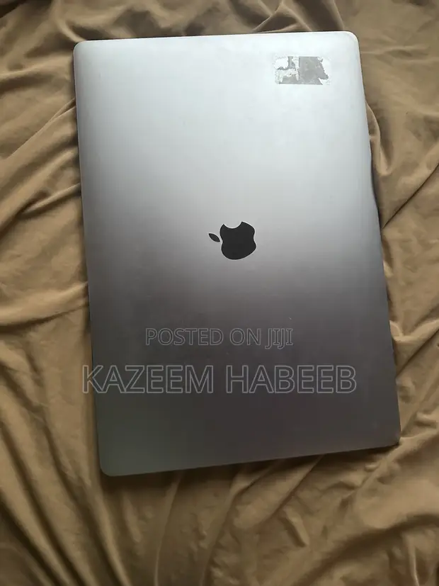 Apple MacBook Pro 2019 16-inch 32GB RAM Intel Core i9 1TB SSD - 1