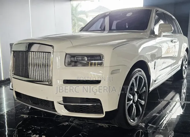 Rolls-Royce Cullinan 2022 Fari - 1