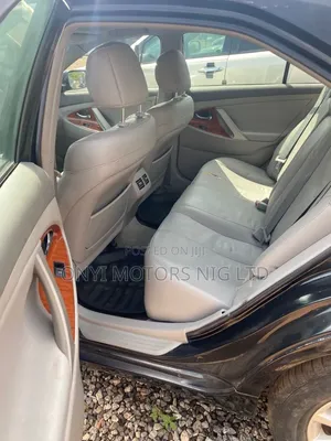 Toyota Camry 2011 XLE Black