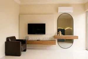 Furnished 4-Bedroom Duplex a Parkview Estate