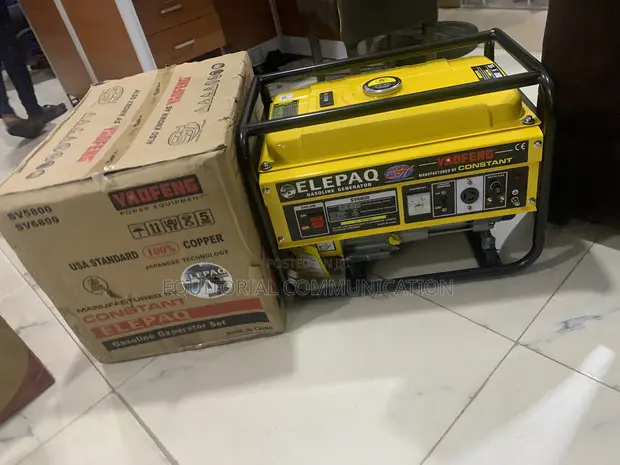 Elepaq SV6800 4.5kW Mai Ƙarfin Gaske Mai Amfani da Man Fetur - 1
