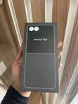 New Samsung Galaxy Z Flip8 256GB Black - 3