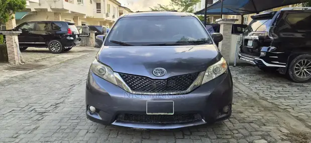 2012 Toyota Sienna LE 8 Passenger Gray - 1