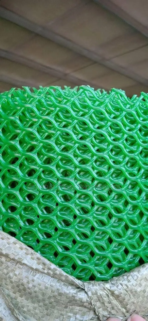 Plastic Mesh 1.5m x 30m - 1