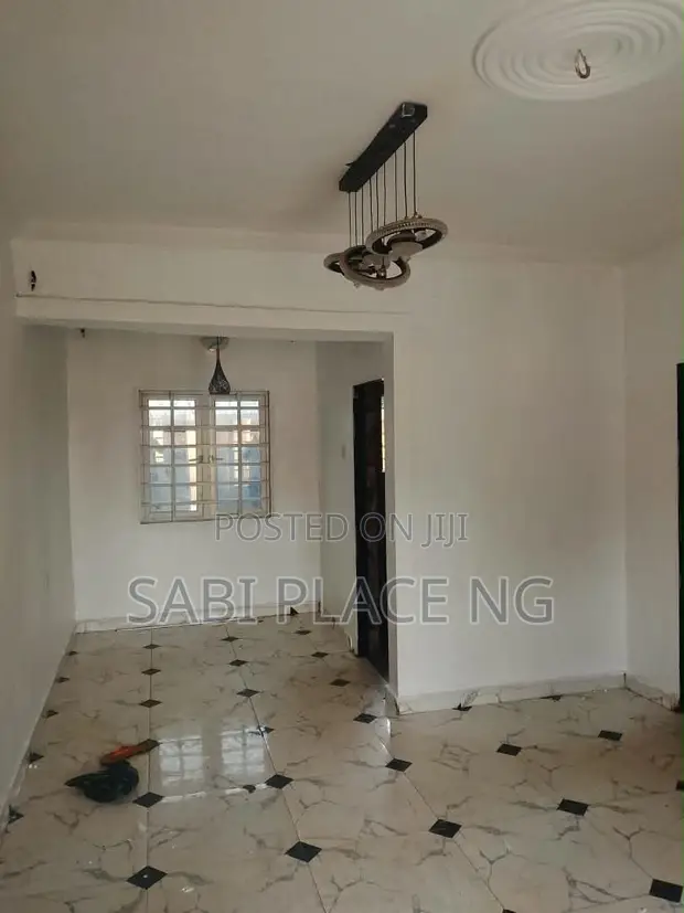 2 Bedroom Block of Flats don haya a Benin City - 1