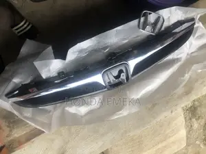 Gurin Gaba na Honda Accord 2006