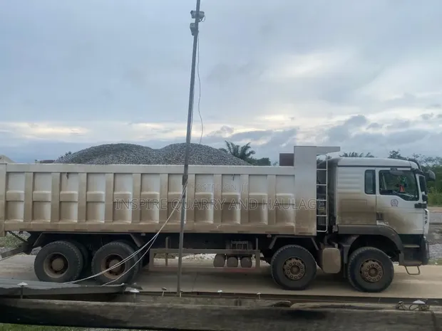 Granite Chippings - Bulk Supply - 1