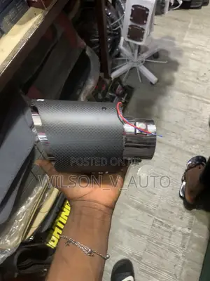 Carbon Fiber Style Car Exhaust Tip tare da LED Light