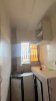 Gidan haya mai dakuna 2 da kayan daki a Isolo - 4