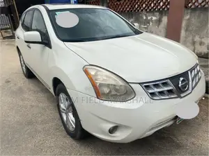 2013 Nissan Rogue S
