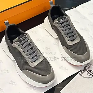 Hermes Takalmi masu Girma na Maza - Grey