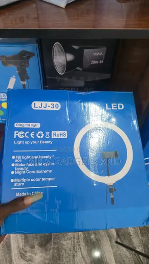LJJ 30 LED Ring Light with Stand
