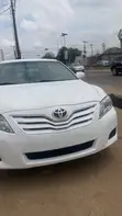 2010 Toyota Camry LE 2.5L White - 1