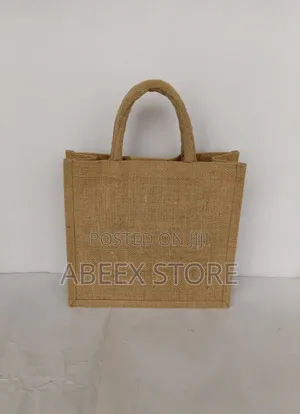 Plain Jute Souvenir Bags (12pcs)